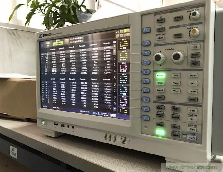 &ldquo;瘋7&rdquo;手機充電實測：為何沿用傳統(tǒng)充電模式？