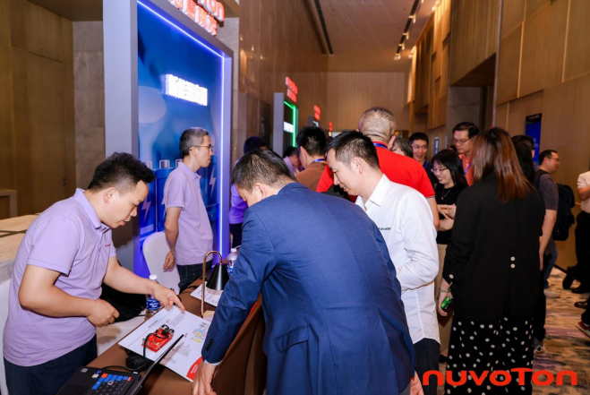 新唐科技以AI、新能源、汽車電子新品引領(lǐng)行業(yè)未來，巡回發(fā)布會(huì)完美收官！