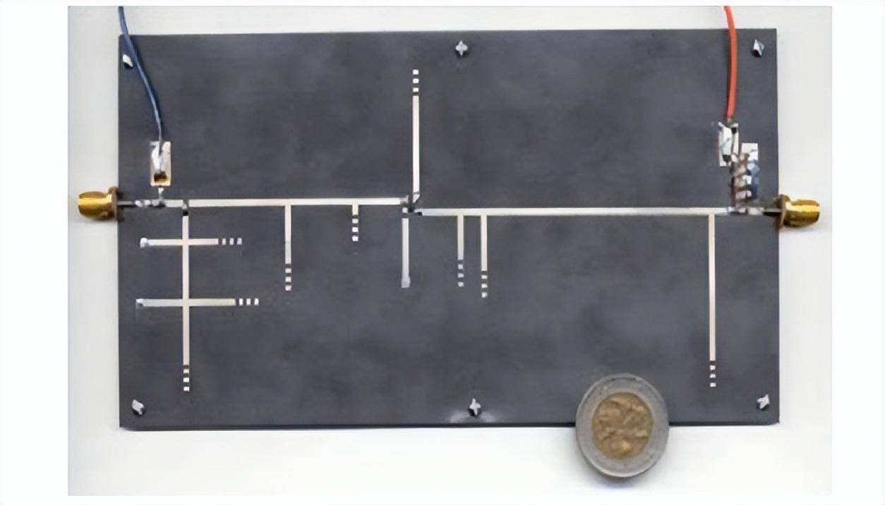 基于自振蕩混頻的X波段單器件收發(fā)電路設計分析 基于自振蕩混頻的X波段單器件收發(fā)電路設計分析